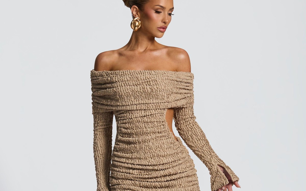 Vellanne Midi Dresses